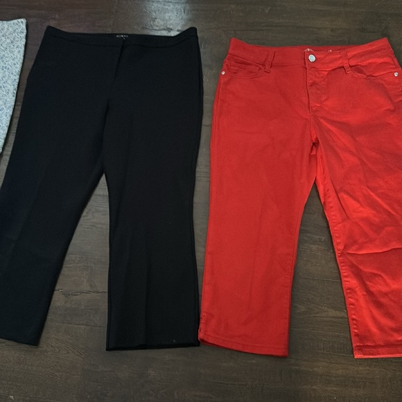 4 piece women’s lot of Spring/Summer Capris Cropped Pants Size 12/32/L - Picture 5 of 11